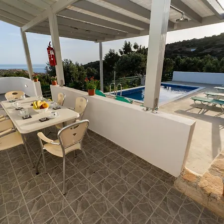 בית נופש Galini House *